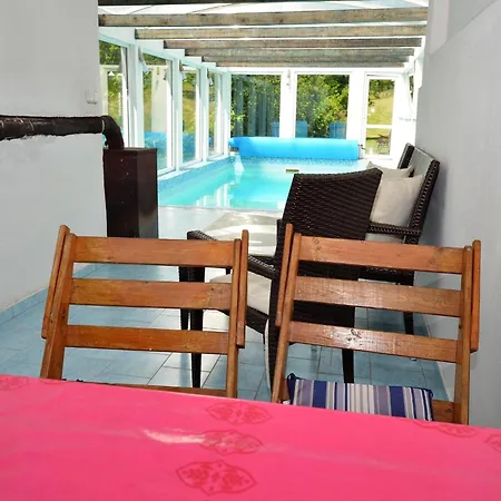 South Bohemia Family Escape *